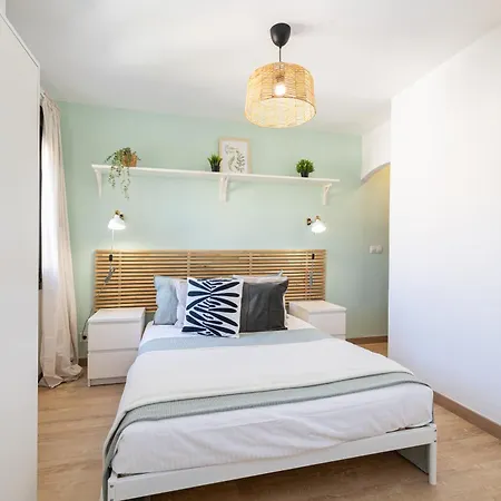 Holidays2malaga Guindos 500 Mts From And Promenade