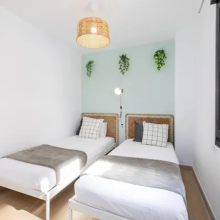 Apartament Holidays2malaga Guindos 500 Mts From And Promenade Malaga